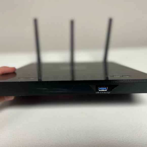 Netgear Smart WiFi Router R6400 Wireless Dual Band Gigabit Internet AC1750 - Picture 3 of 8